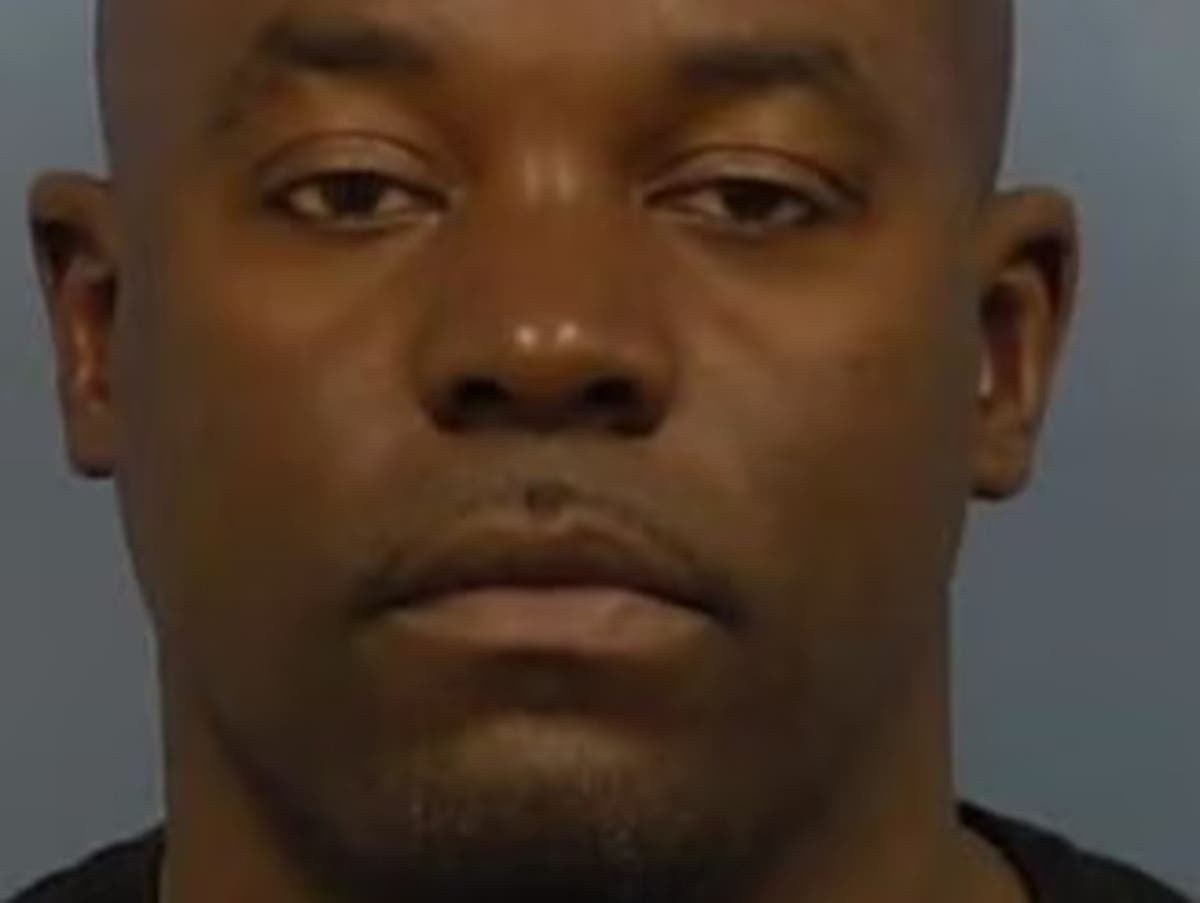 Ten-year-old girl found dead after being abducted while playing with sister