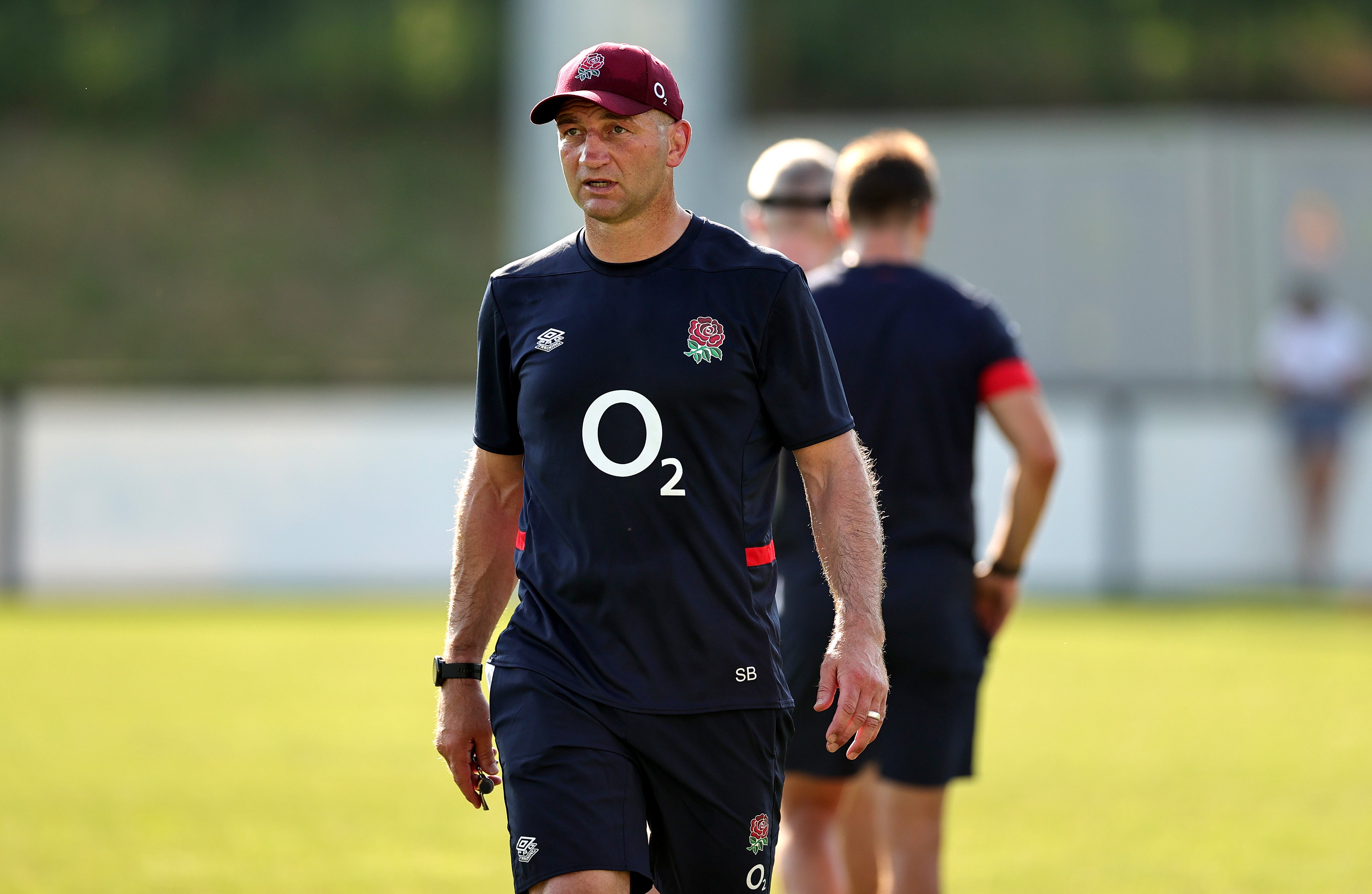 Steve Borthwick holds an England training session