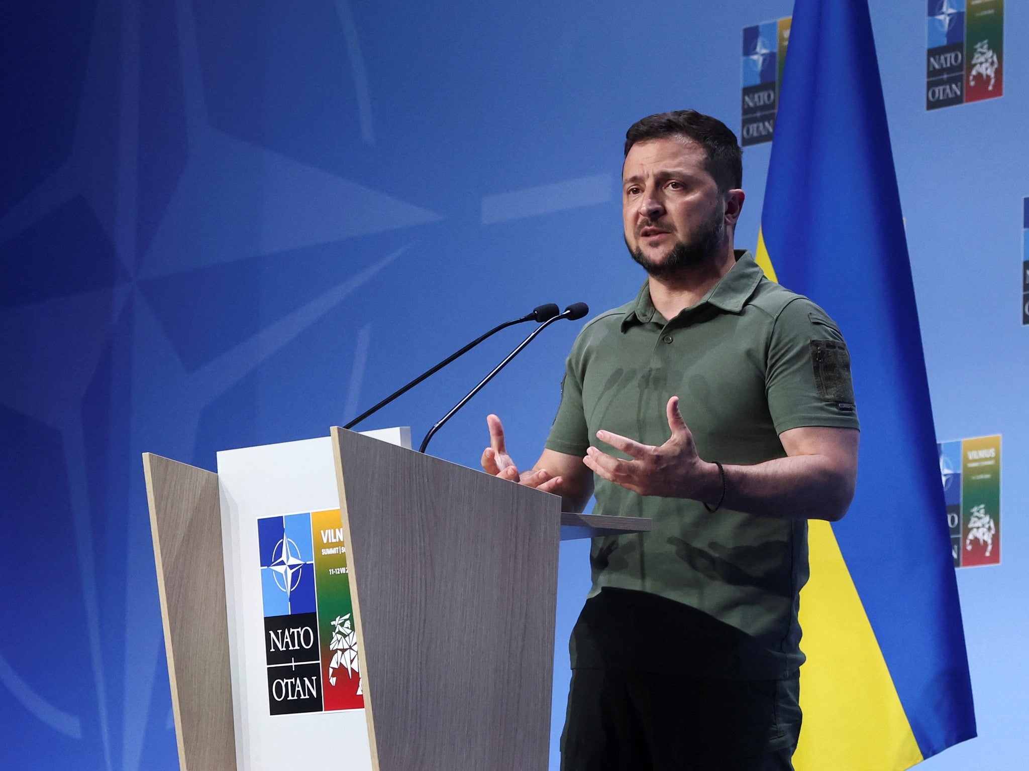 Volodymyr Zelensky fired back at Wallace at press conference