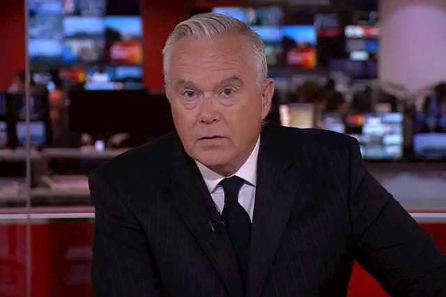 <p>The BBC has said it apologised to the family at the centre of the Huw Edwards scandal after a review into their complaints process was published</p>