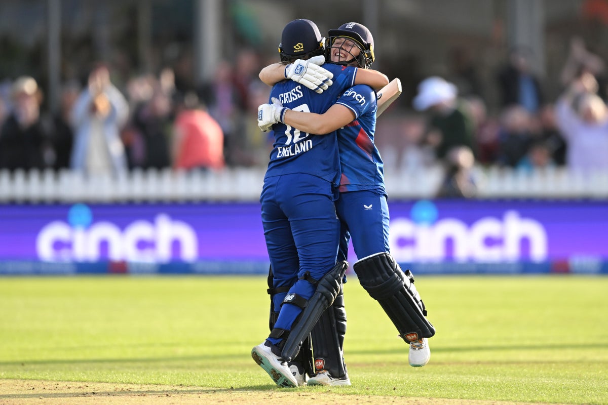 Heather Knight plays the ultimate captain’s innings as England draw level in women’s Ashes