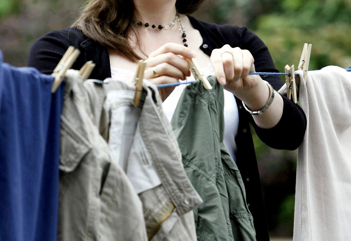 &lsquo;Right to dry&rsquo; campaign launched to lend outdoor space to those who want to dry their laundry outside