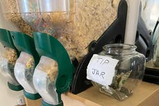 Tip jar at a hotel self-service breakfast buffet sparks backlash: ‘Fill the jar with cereal’