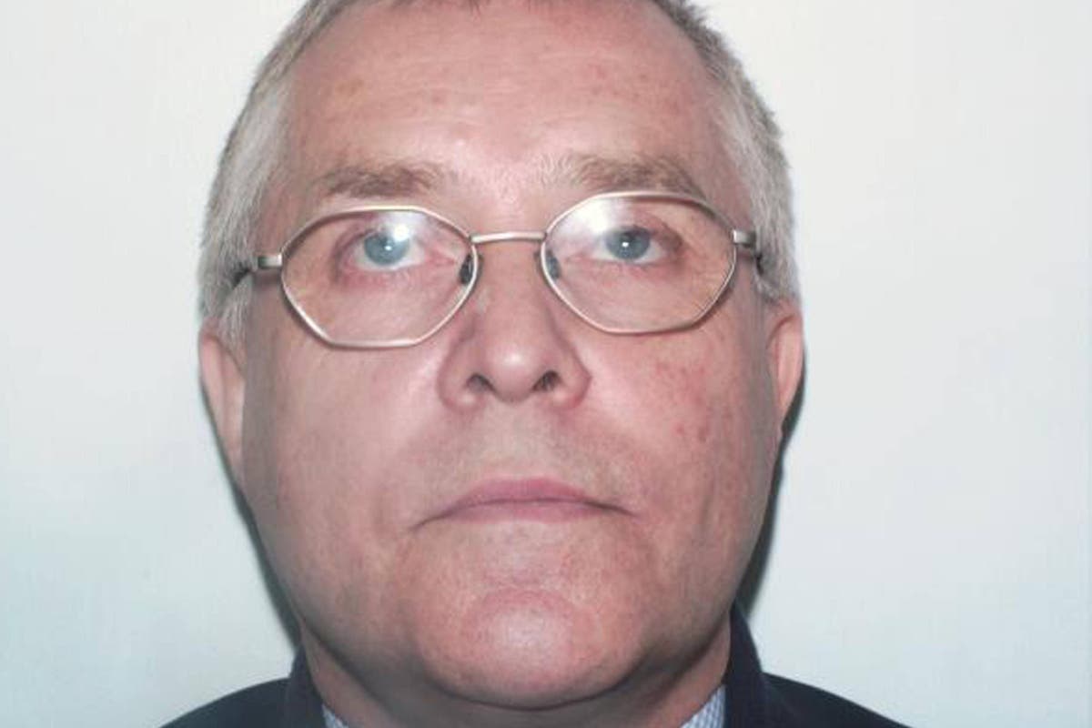 Former verger jailed for historic sexual assaults on teenage boys