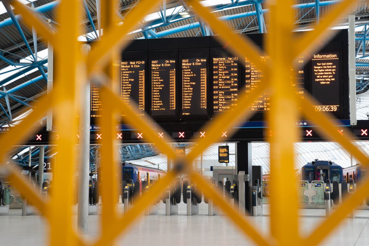 Rail passengers warned of fresh industrial action