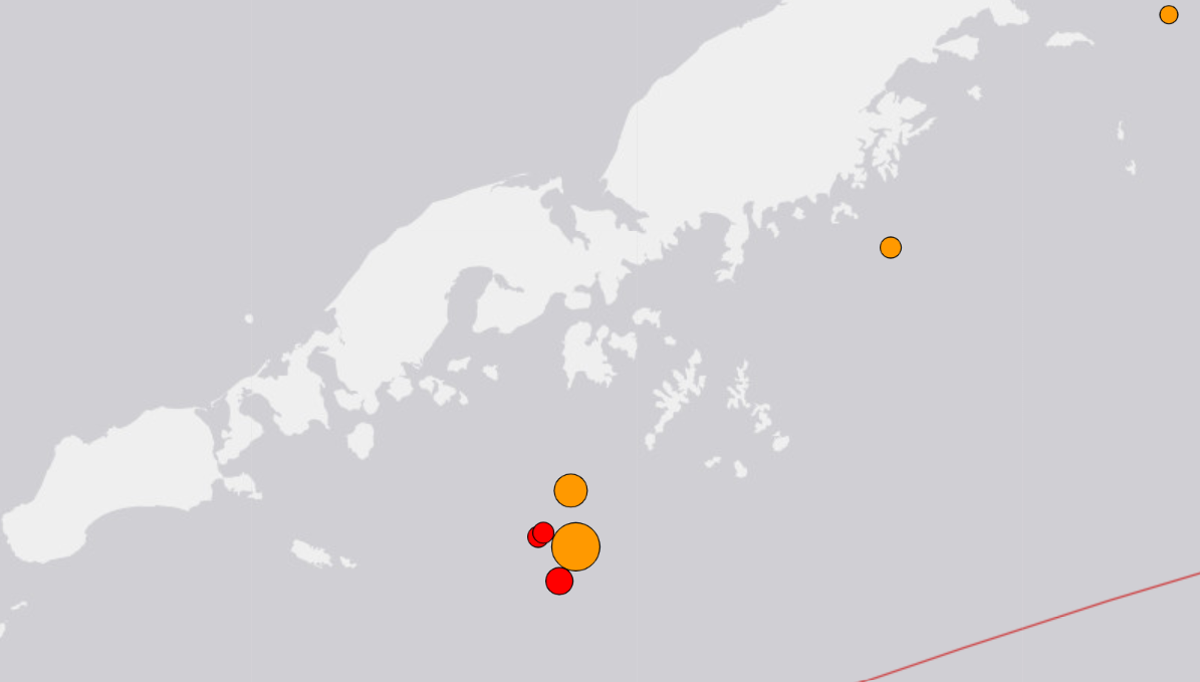 7.4 magnitude earthquake hits Alaska coast as tsunami warning issued