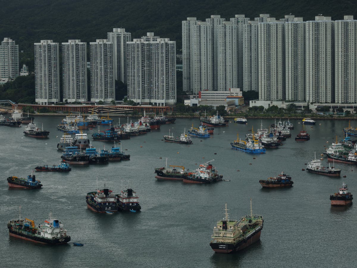 Spur des Taifuns Talim: Hongkong und Macau bereiten sich darauf vor, dass sich ein starker Sturm der Küste Chinas nähert