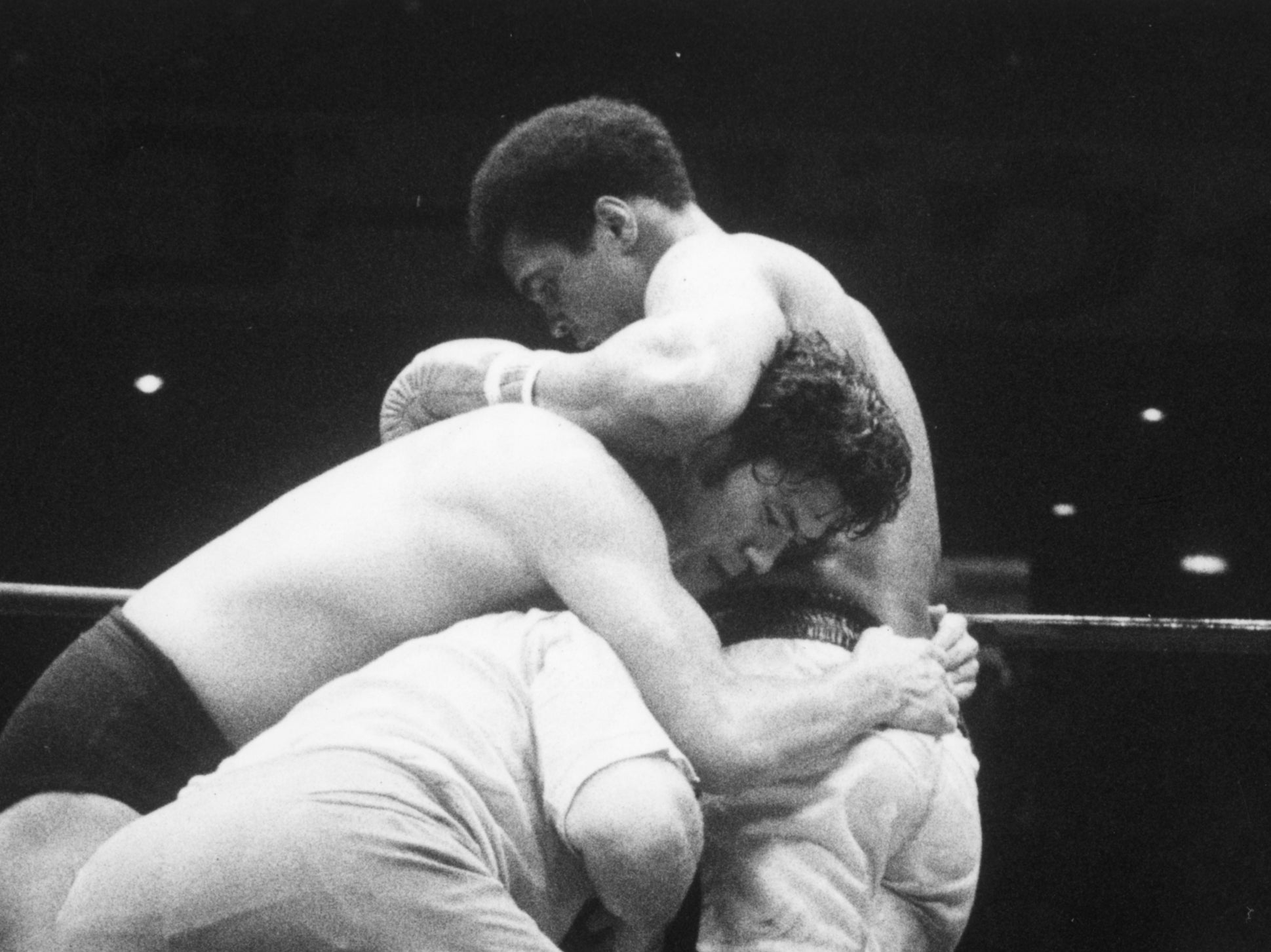 Muhammad Ali S Comedy Fight With Antonio Inoki Shows Fury Vs Ngannou   NewFile 1 