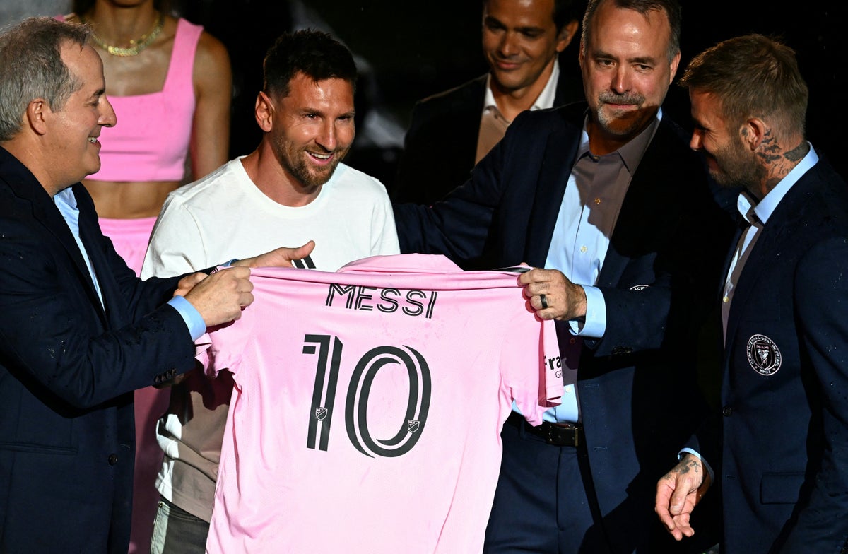 Lionel Messi's Kids Don Pink Jerseys & Adidas at Inter Miami Unveiling –  Footwear News