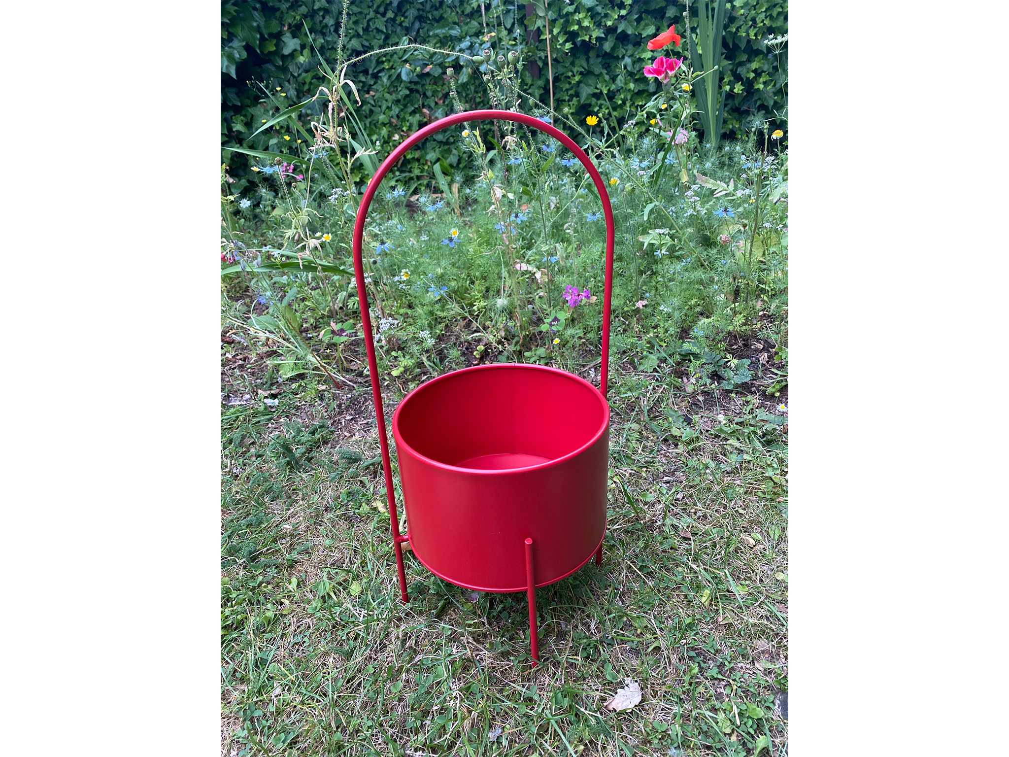 Sazy motley planter in red