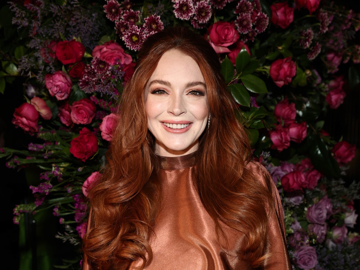 Lindsay Lohan gives birth to her first child