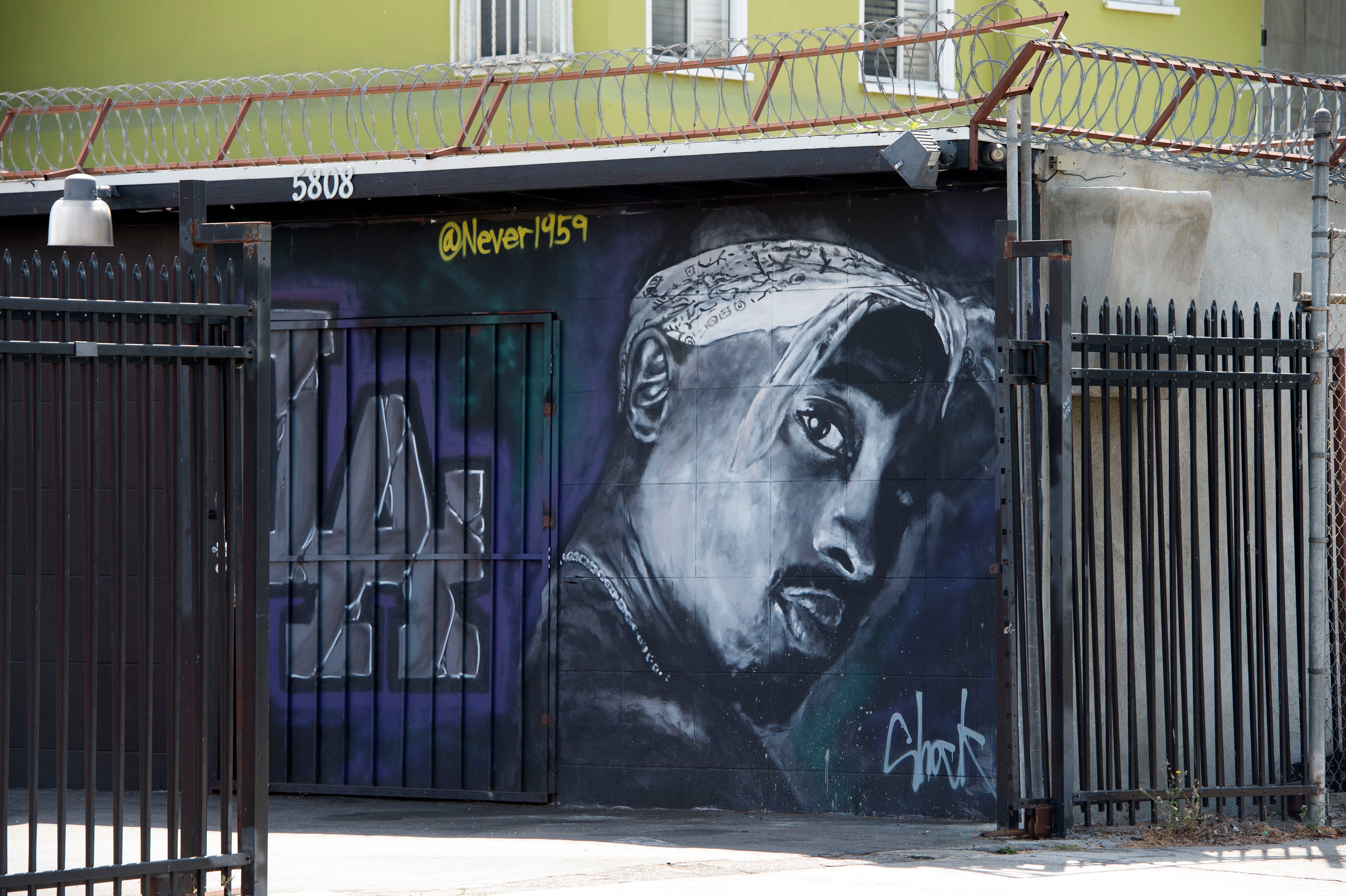 A mural dedicated to Tupac Shakur in California
