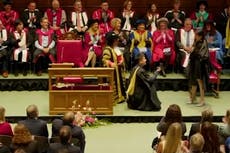 Man accused of ‘selfish’ behaviour after proposing to girlfriend at her graduation