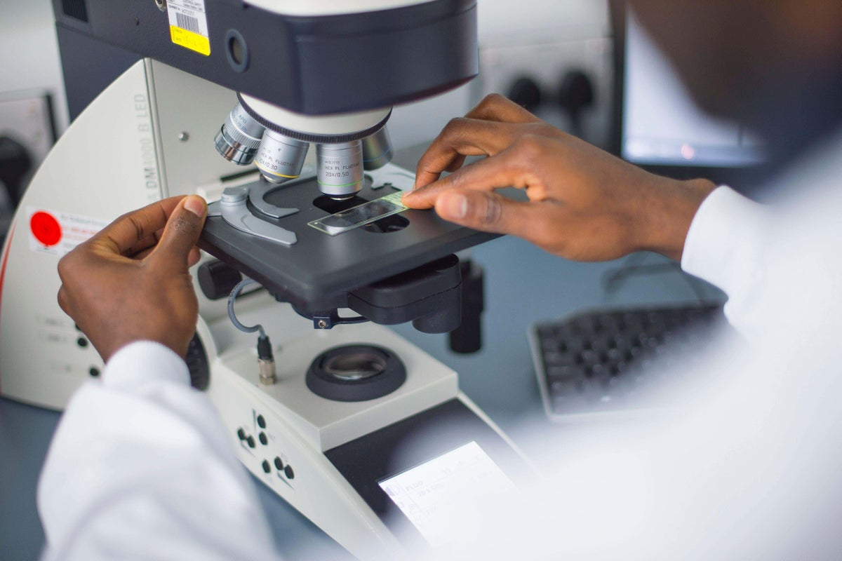 NHS Expands Liquid Biopsy Test for Cancer