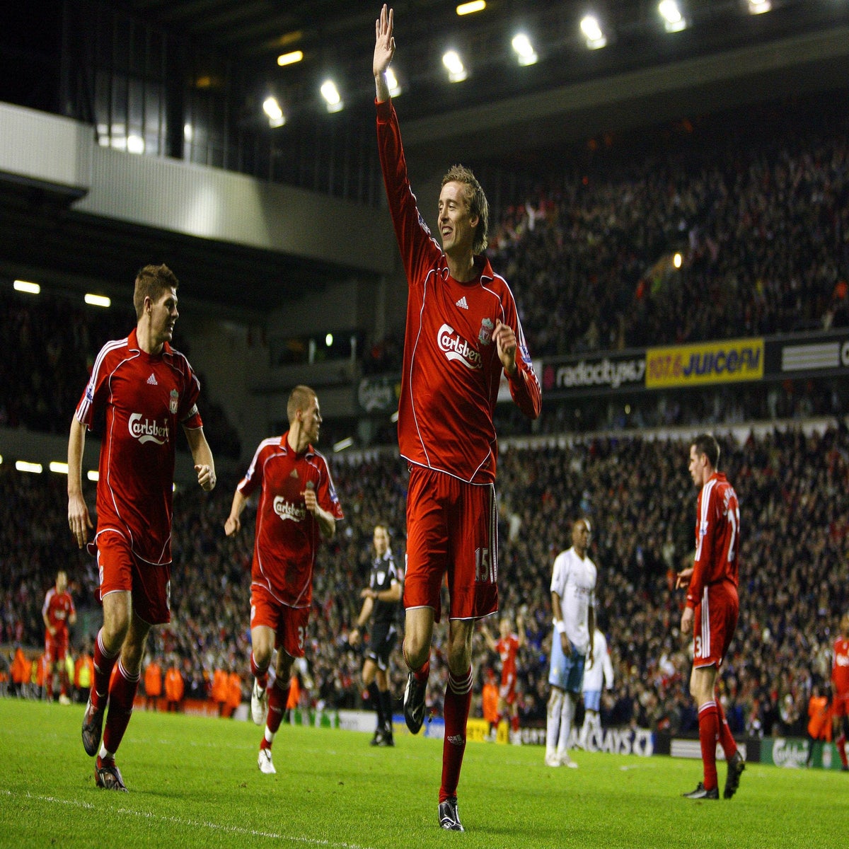 Former Liverpool and England star Crouch enters Guinness World