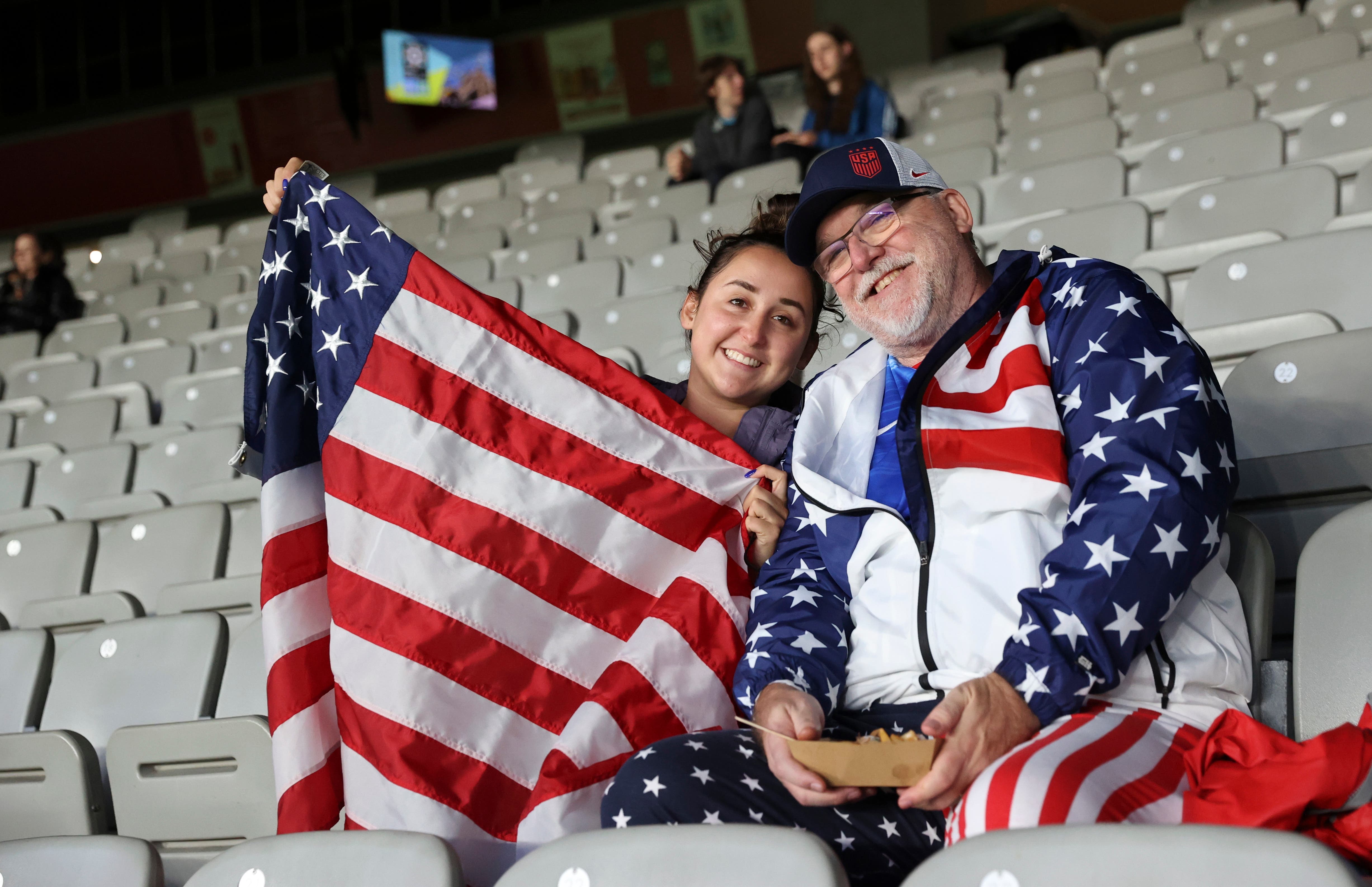 Americans descend on New Zealand to cheer for the US women's soccer team - Vimarsana News