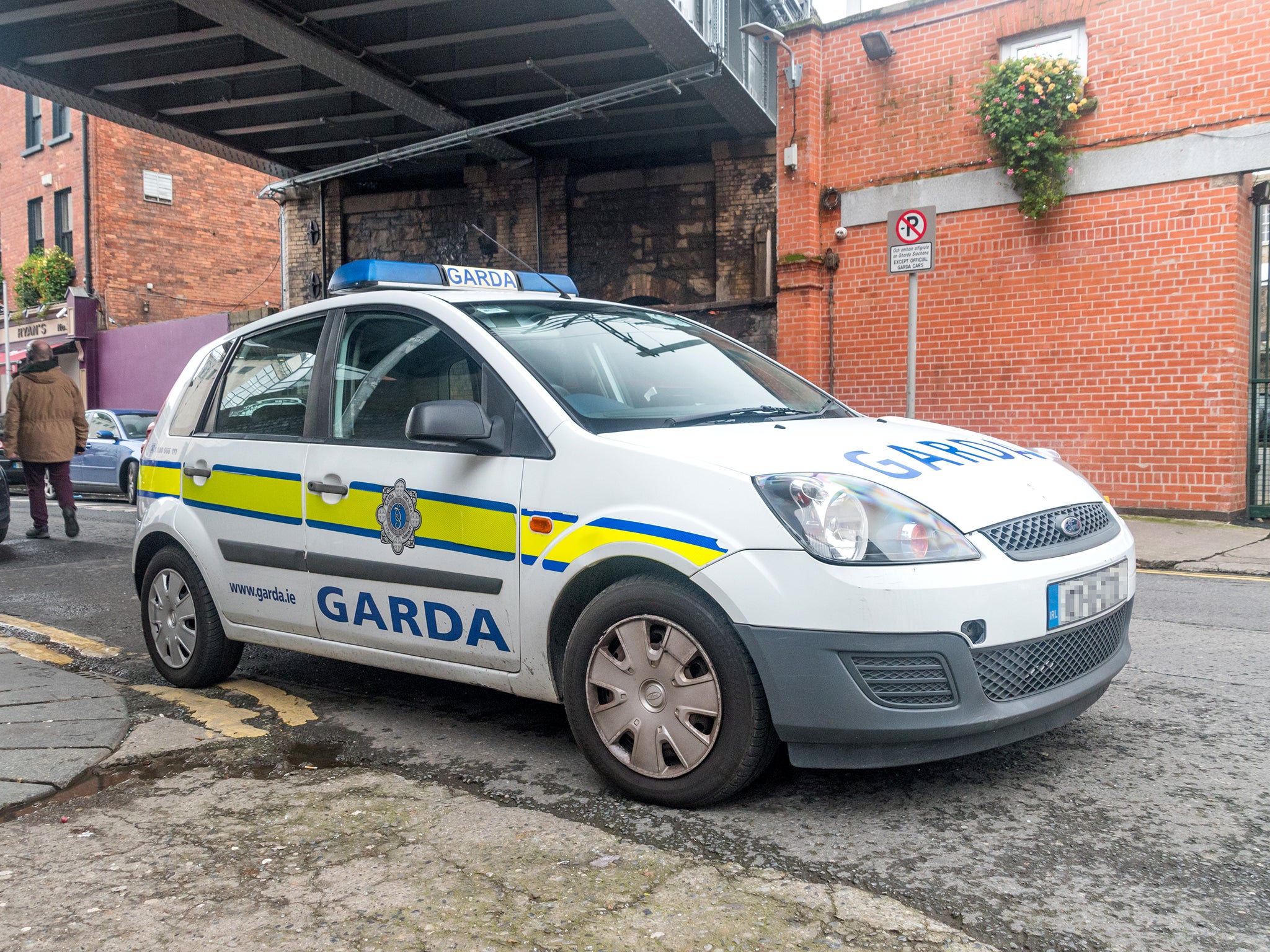 Stock picture of Garda patrol car on same street attack took place