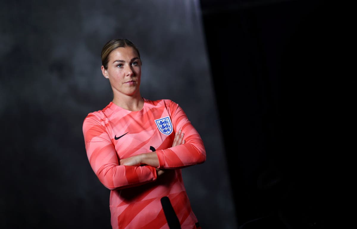 England goalkeeper Mary Earps hits out at Nike over kit decision: &lsquo;Very hurtful&rsquo;