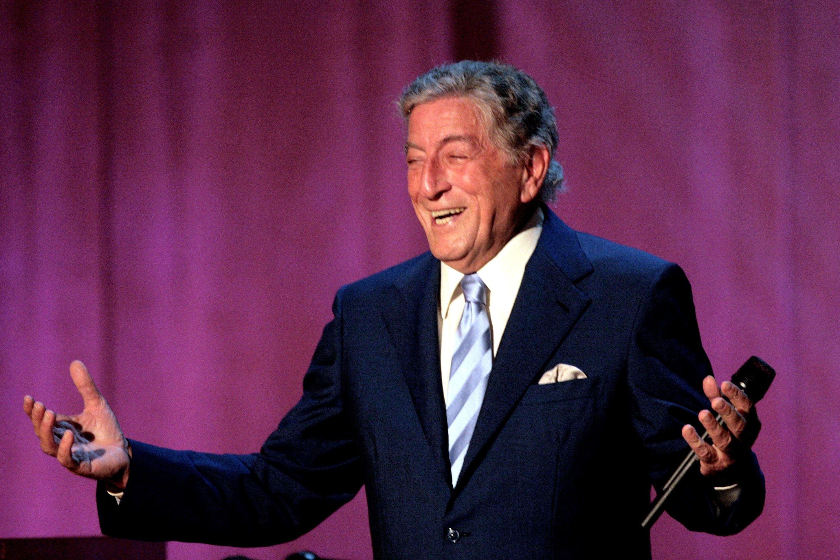 Paul McCartney says working with 'good friend' Tony Bennett was a 'privilege' - Vimarsana News