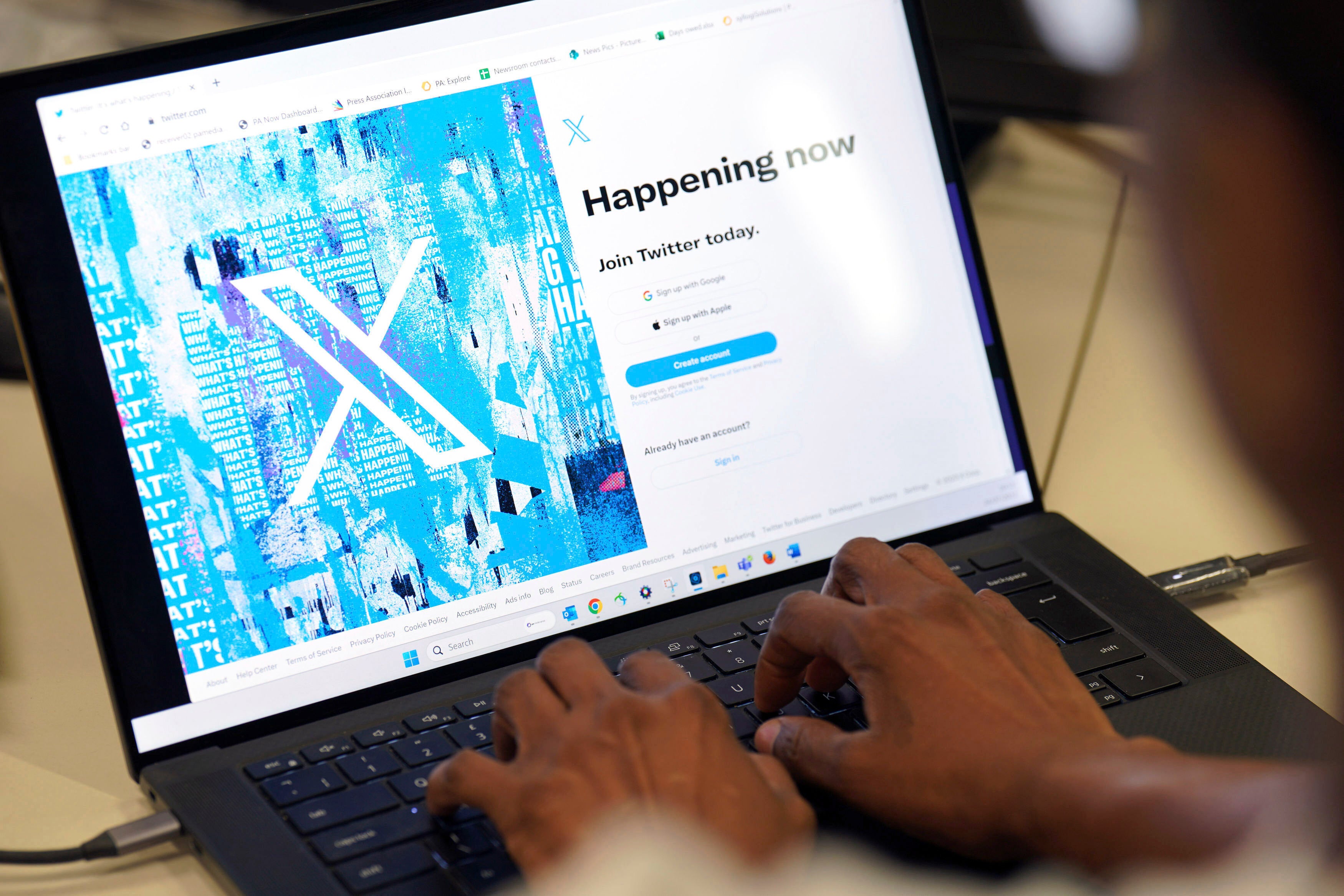 TWITTER-CAMBIO DE LOGO