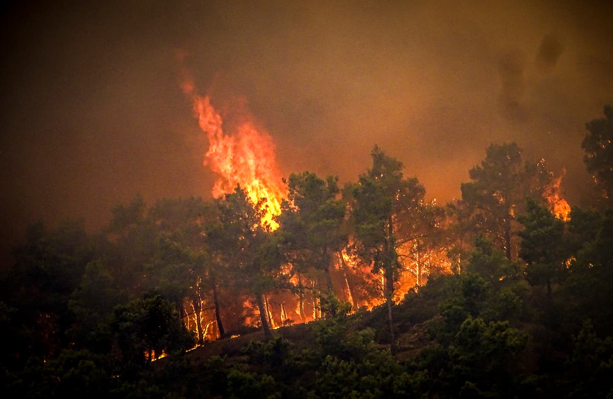 Weather forecast for Greece as wildfires rage and second heatwave hits - Vimarsana News