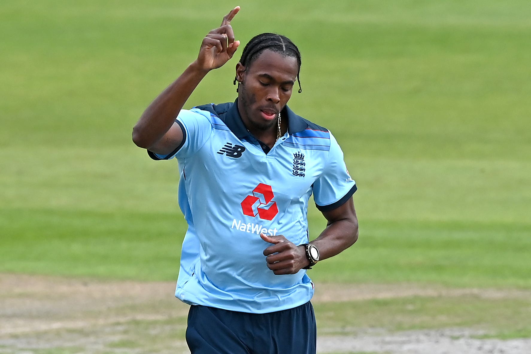 Sussex head coach Paul Farbrace says Jofra Archer is on course