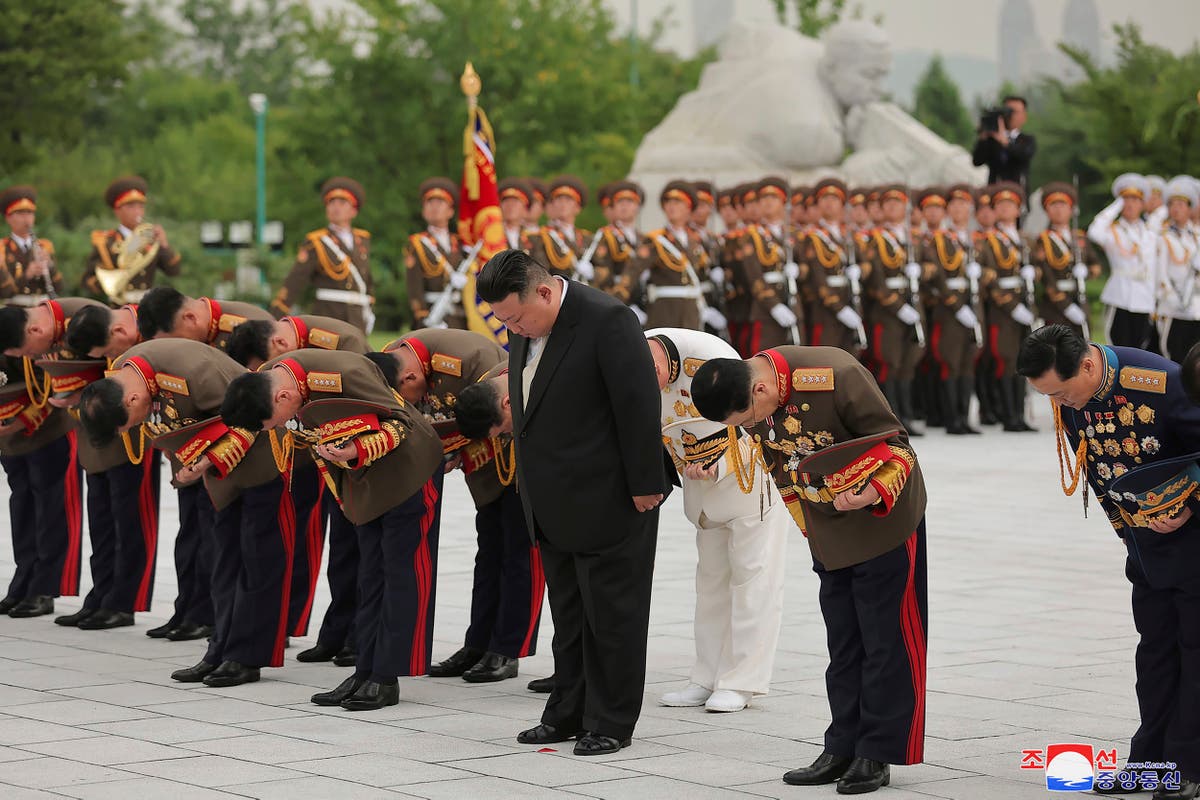 North Korean leader Kim Jong Un meets with Russian defense minister on military cooperation