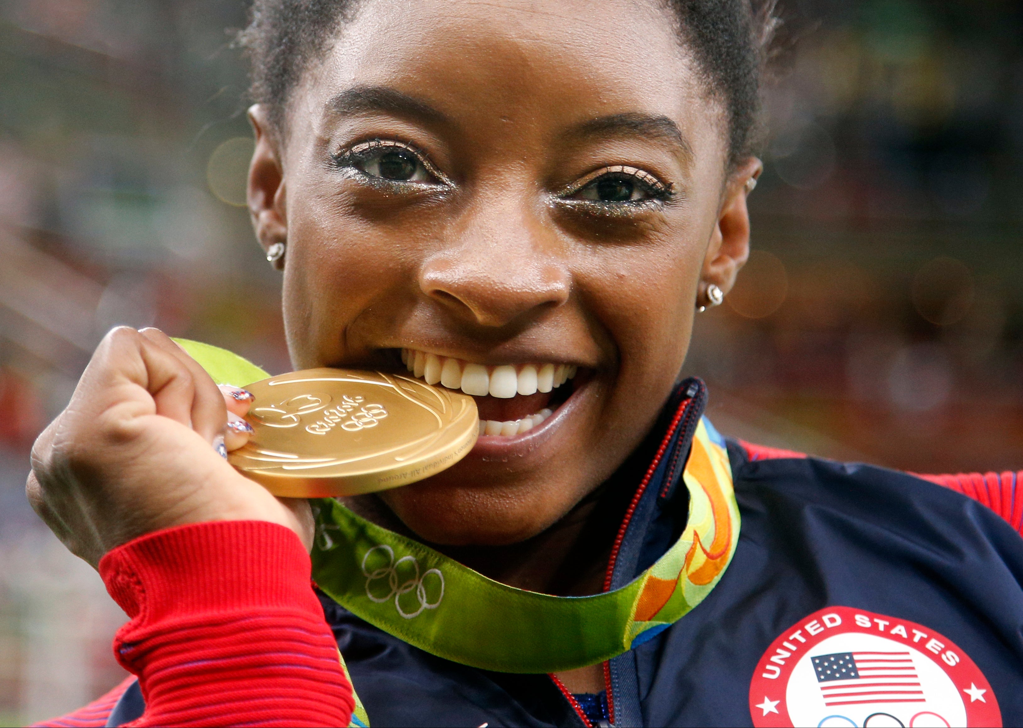 SIMONE BILES