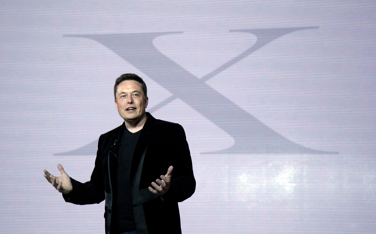 Musk vows to remove blocking function from X/Twitter as new logo debuted