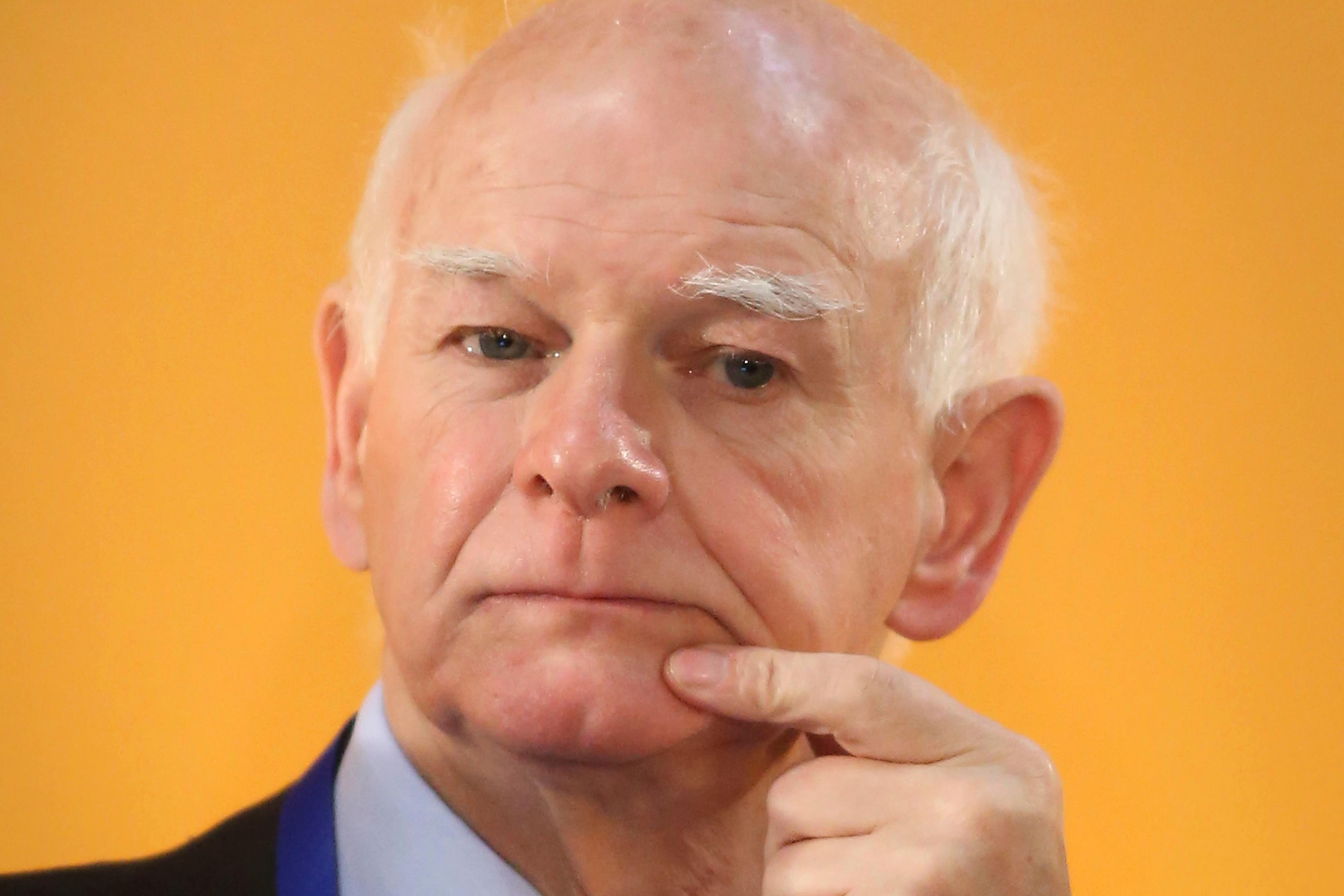 Sir Howard Davies should stay in post for now, the City minister said
