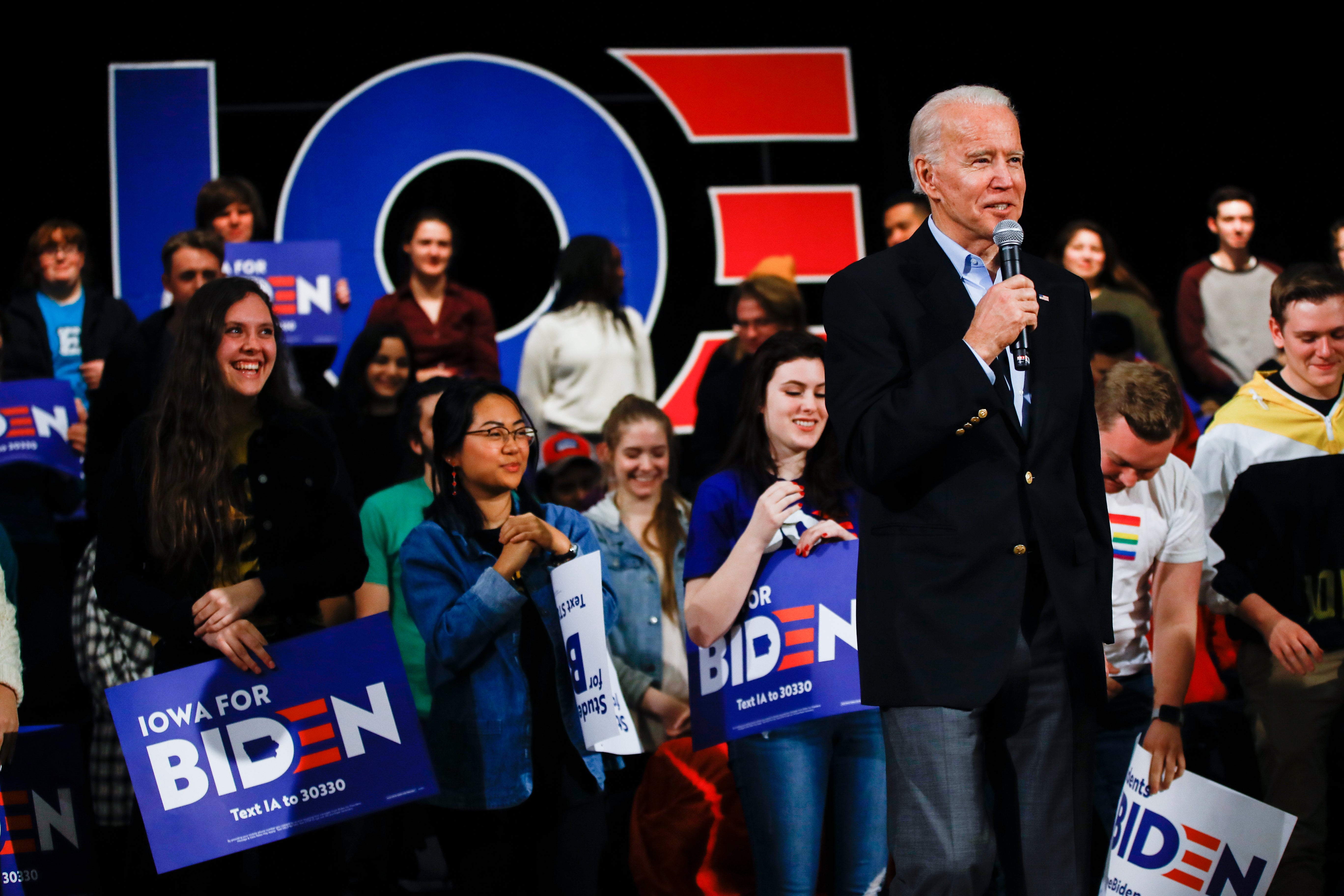 Campaigning for the 2020 election in Iowa, 27 January 2020