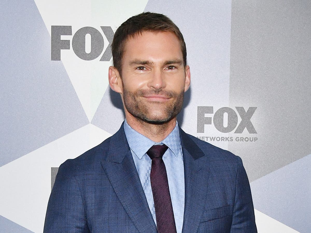 Seann William Scott says he was paid only ‘$8,000’ for American Pie