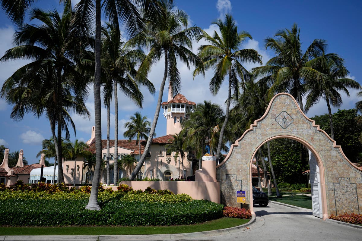 Trump wants permission to discuss classified evidence at location where he hoarded classified documents - Vimarsana News
