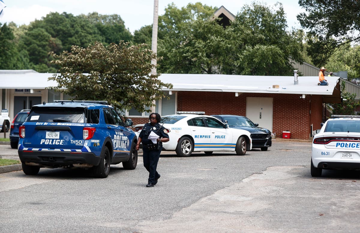 Tennessee police shoot armed man who attacked Jewish school in Memphis