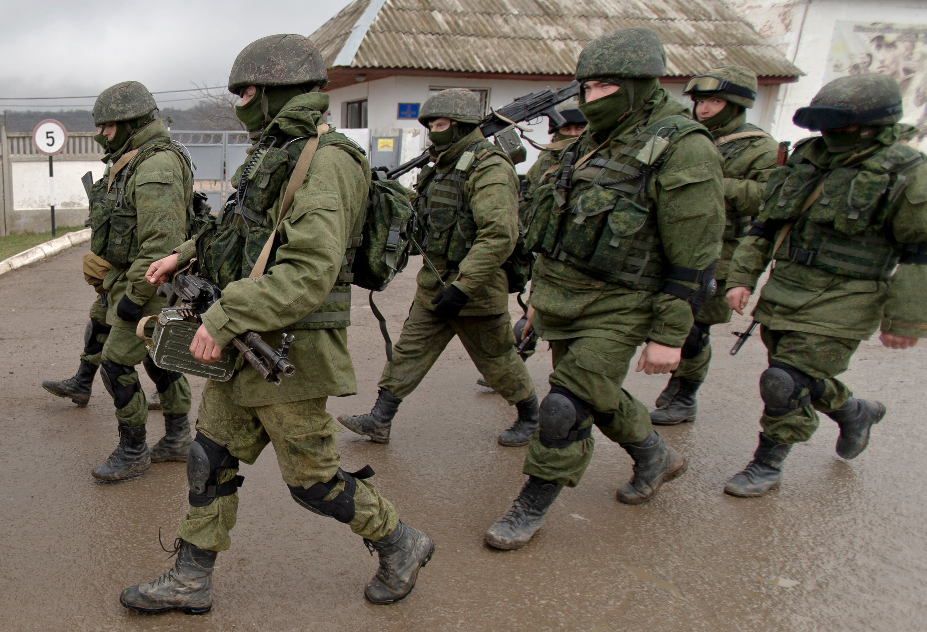 Russian soldiers