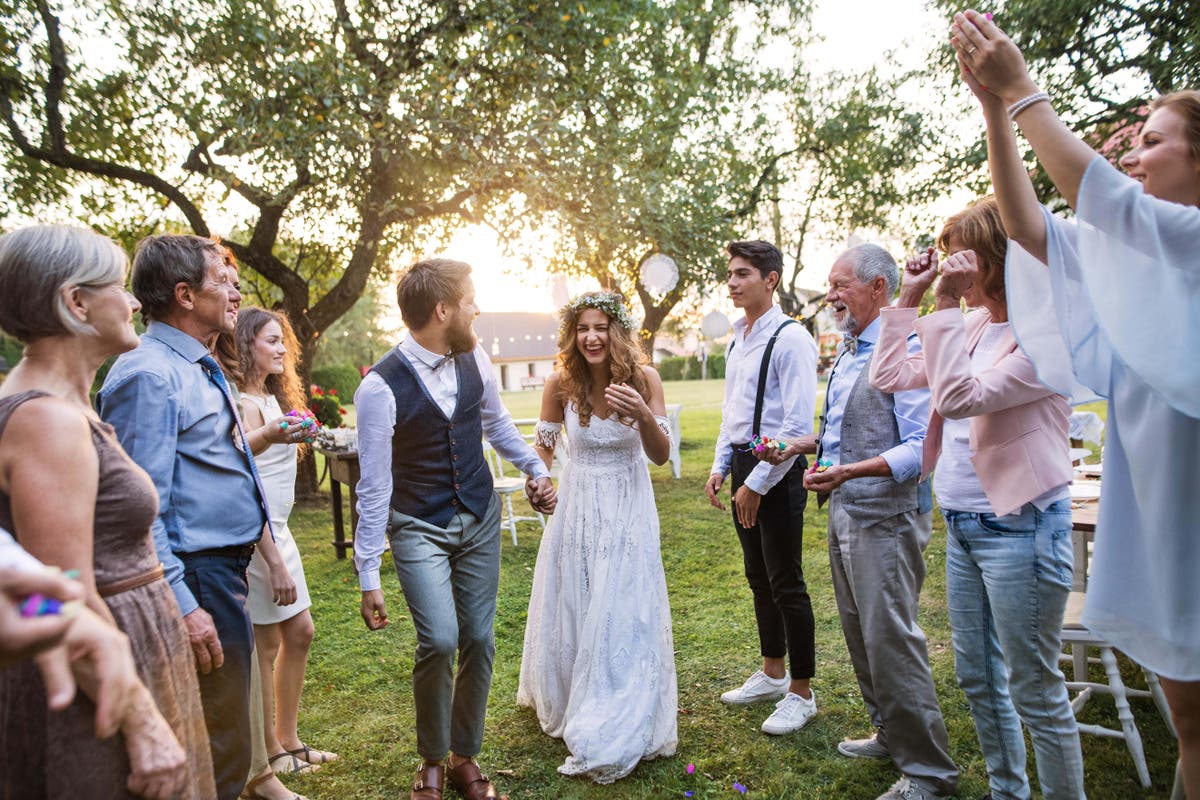 Sten dos: What you need to know about the quirky wedding trend