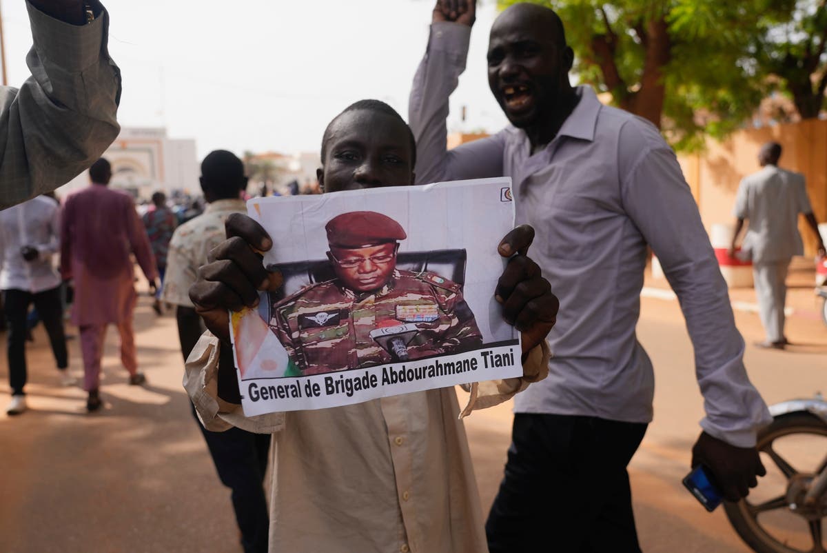 France planning an evacuation of people seeking to leave Niger after