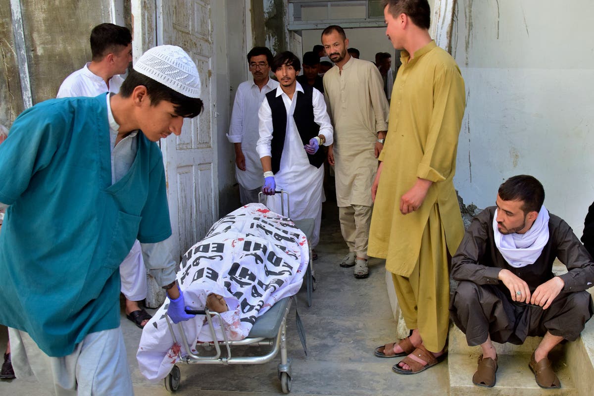 Gunmen open fire on police officers during anti-polio drive in southwest Pakistan, killing 2