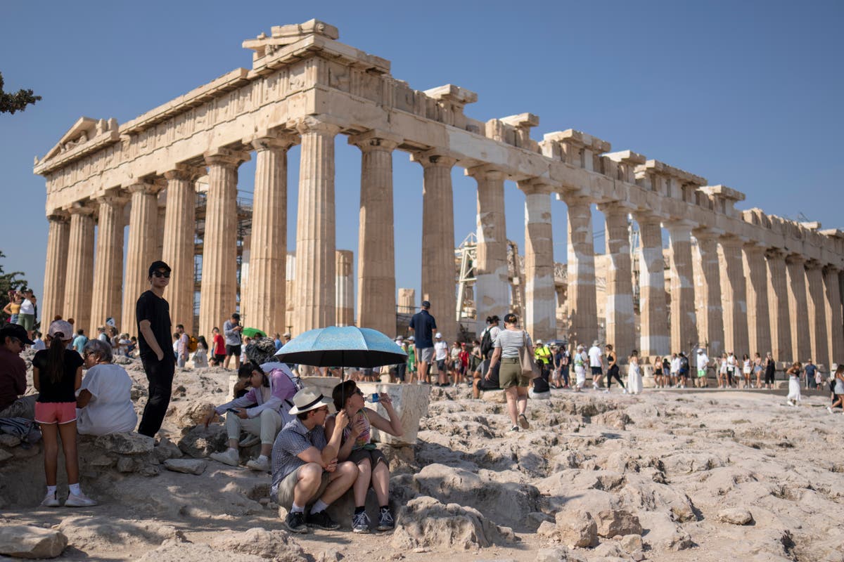 Greece caps Acropolis tourists at 20,000 a day to combat overtourism