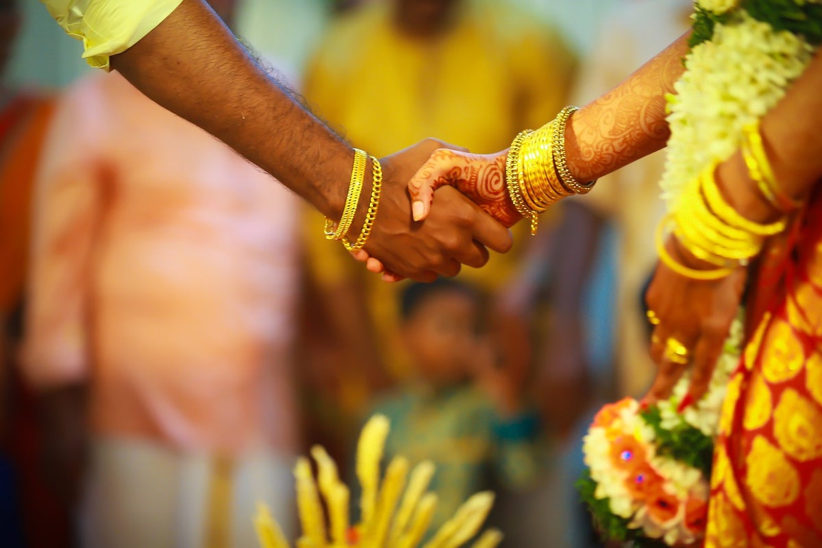 Indian politicians want parents to sign off on love marriages