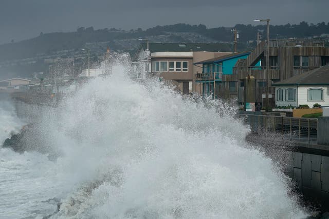 CALIFORNIA-OLAS-CALOR