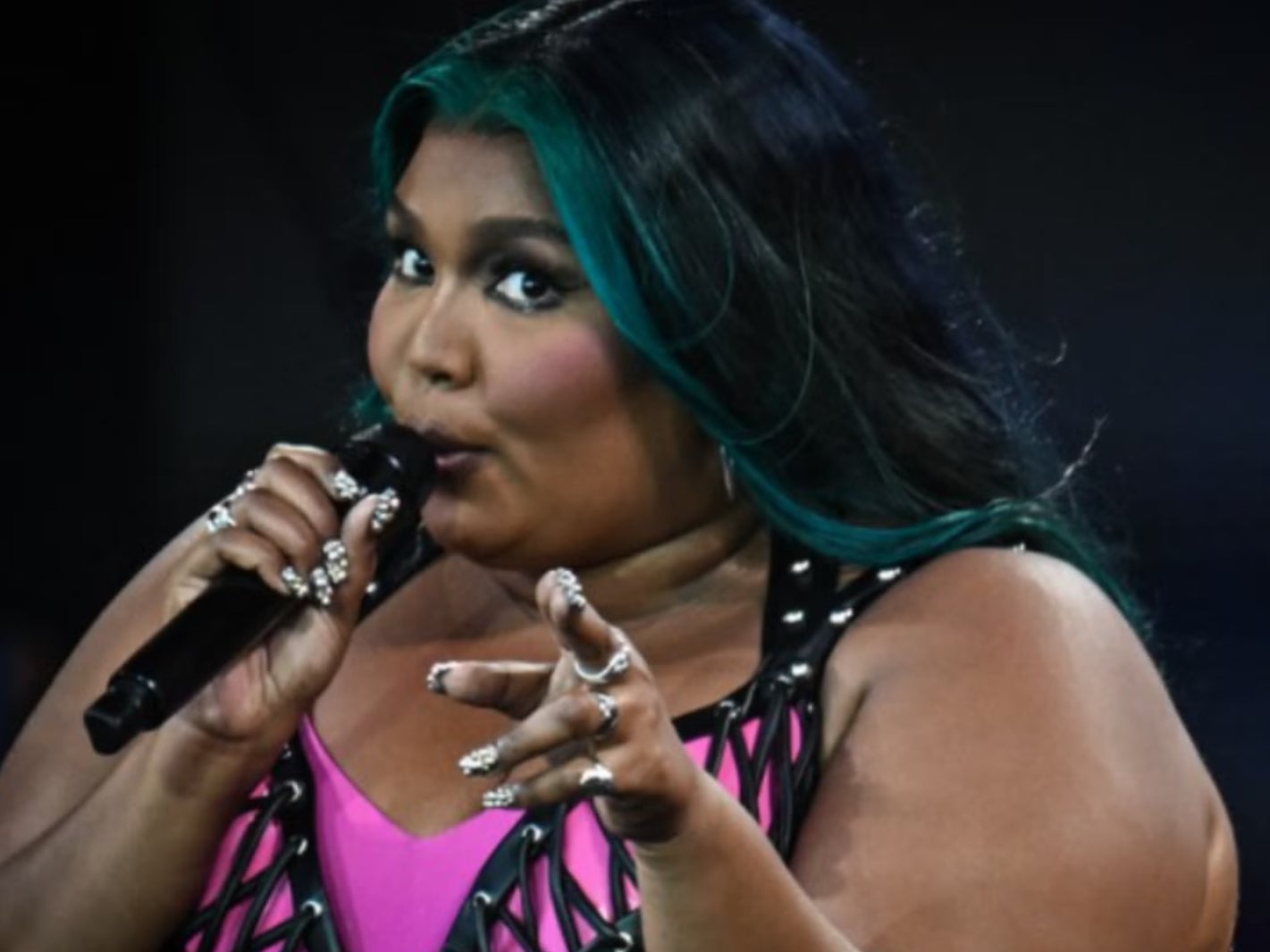 Lizzo performing at Glastonbury 2023