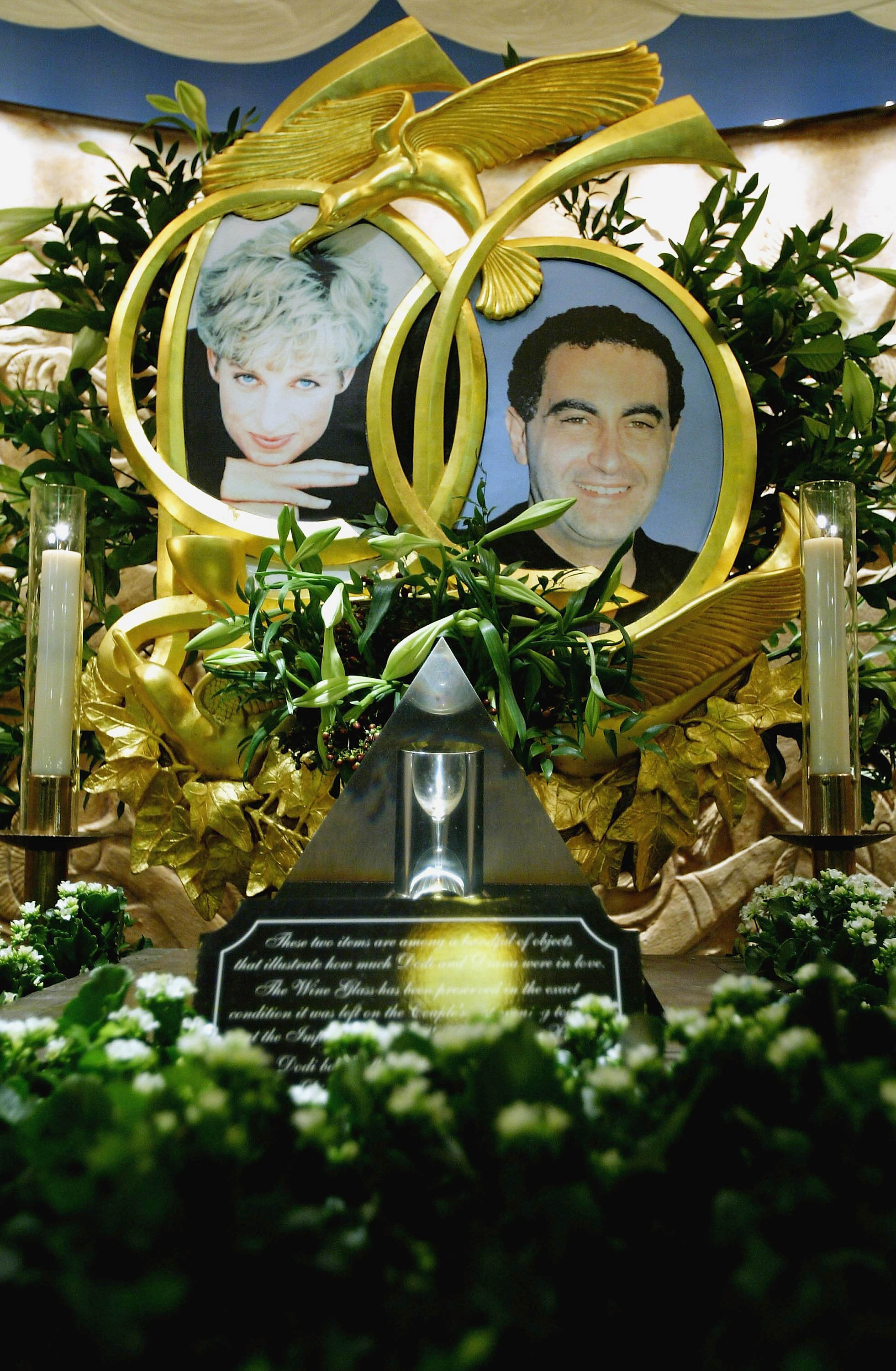 The memorial to Princess Diana and Dodi Fayad is seen in Harrods department store, December 2003