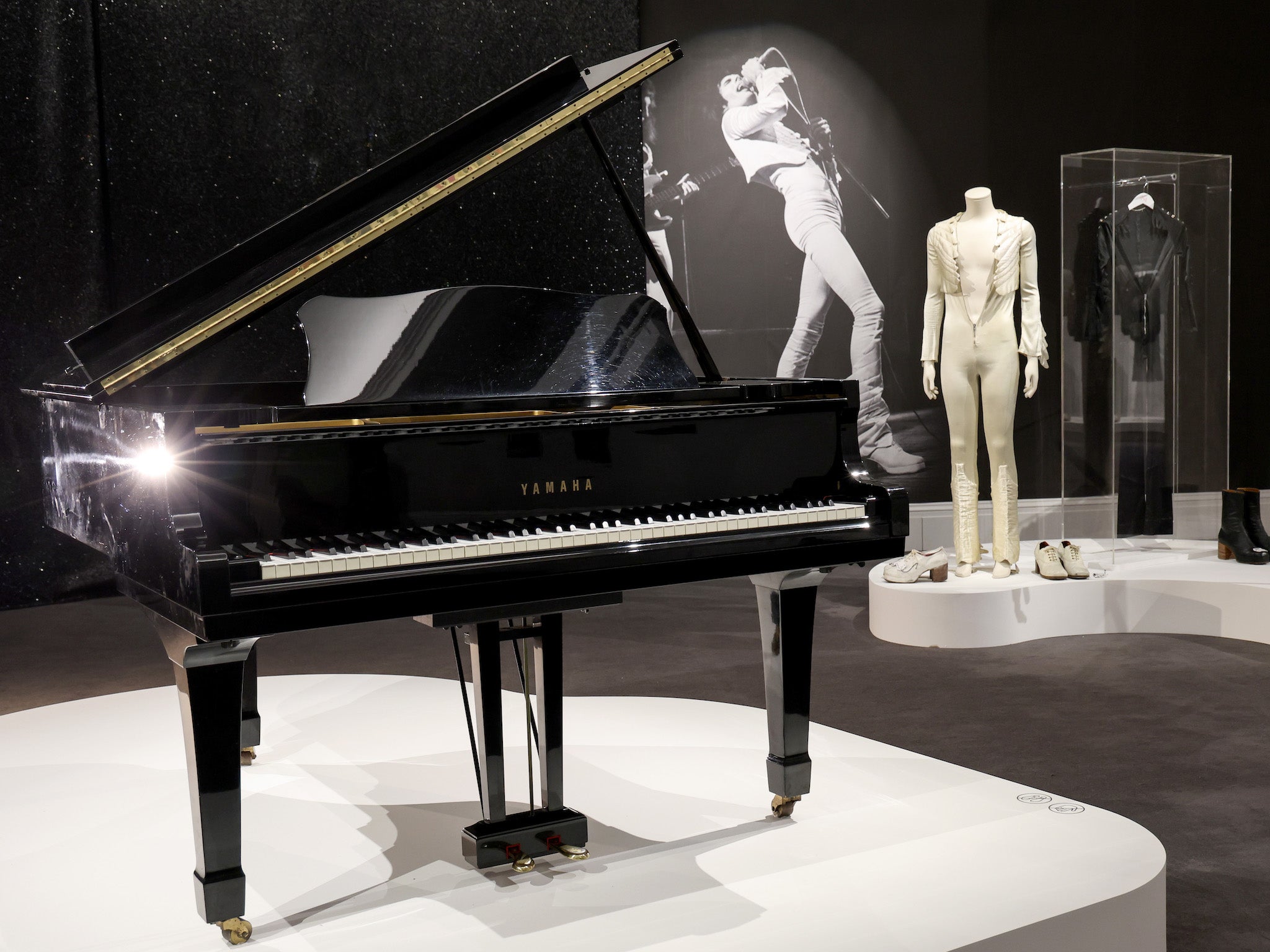Freddie Mercury's Yamaha baby grand piano is estimated to go for between ?2m and ?3m