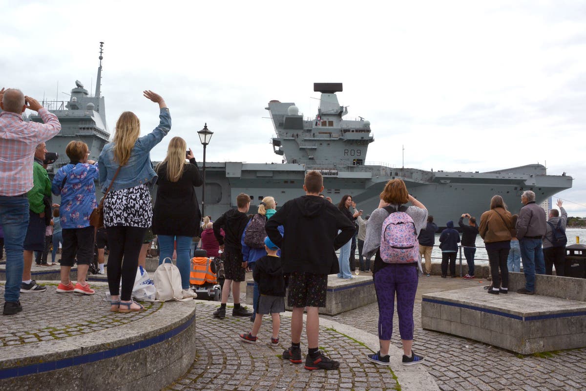 HMS Prince of Wales returns to Portsmouth Naval Base with fixed propeller shaft