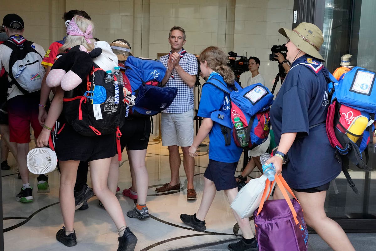 UK scouts begin arriving in Seoul after being evacuated from world jamboree