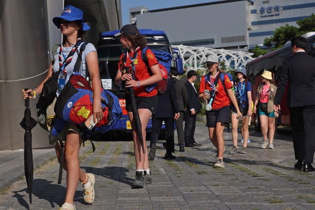 <p>British Scouts arrive at a hotel in central Seoul, South Korea, 5 August 2023, after they withdrew from the campsite in the Saemangeum reclamation area hosting the World Scout Jamboree amid a heat wave</p>