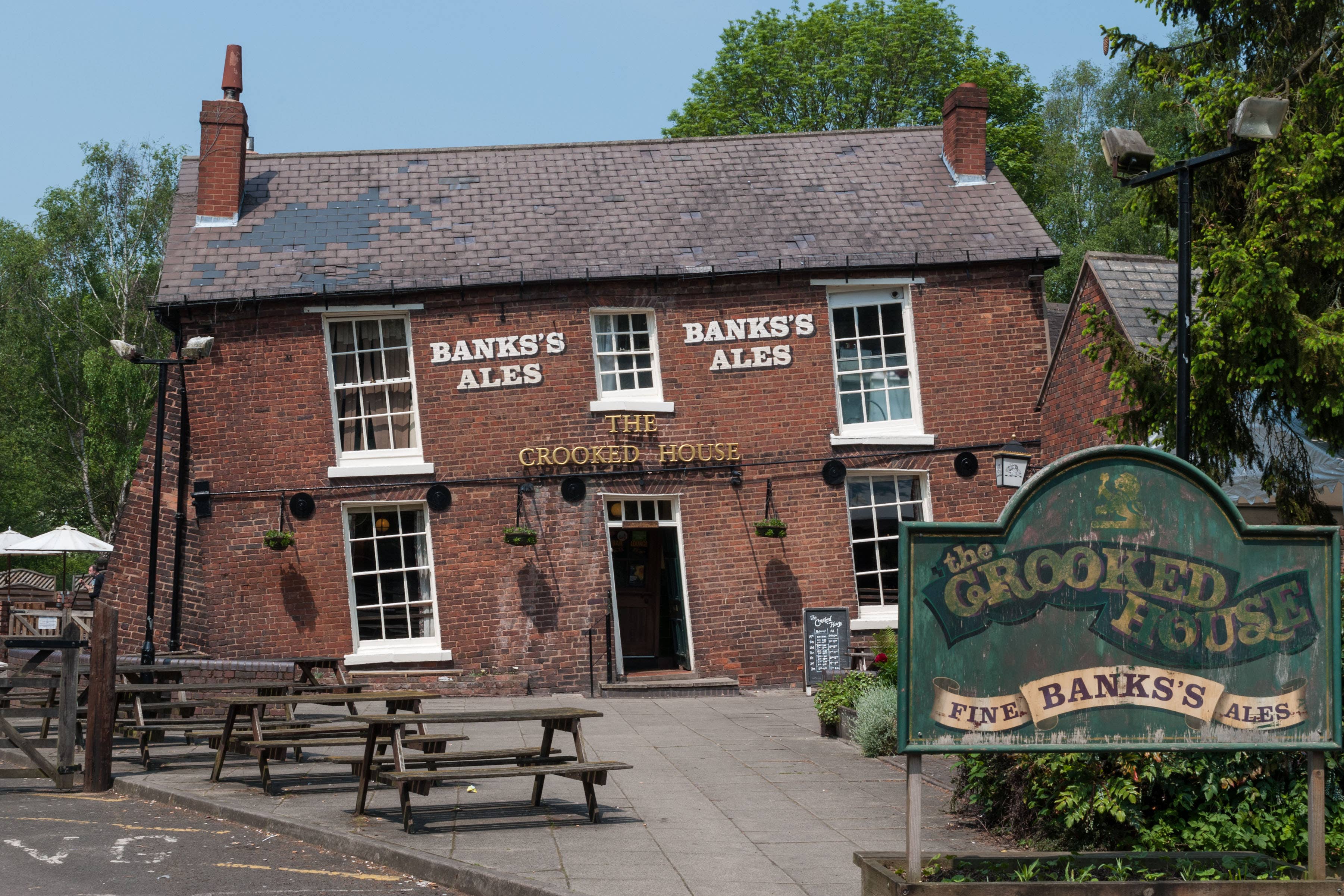 The Crooked House is known as Britain’s ‘wonkiest pub’