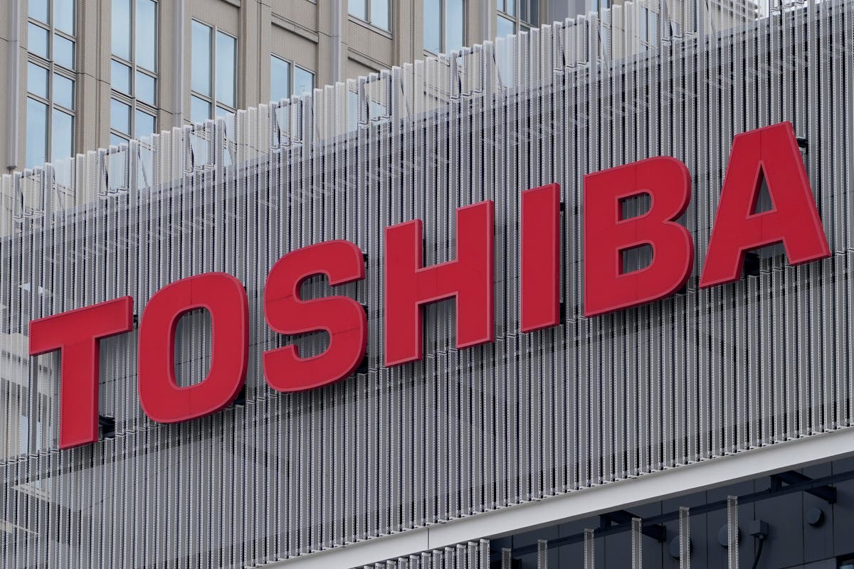 Troubled Toshiba announces buyout offer led by Japan businesses Troubled Toshiba announces buyout offer led by Japan businesses