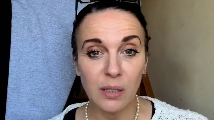 <p>Amanda Abbington addresses ‘transphobic’ claims.</p>
